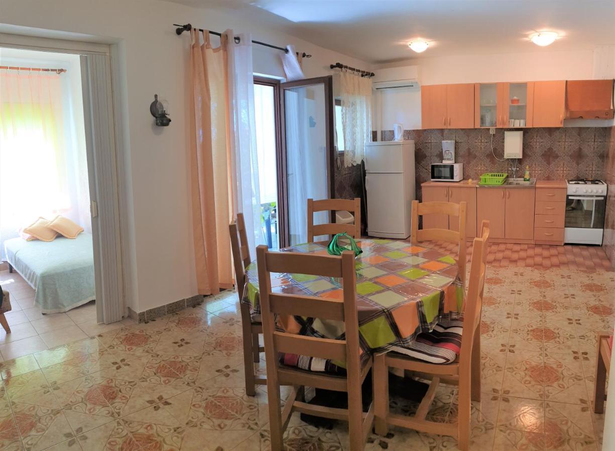 Apartments Josko Barbat Barbat na Rabu Экстерьер фото